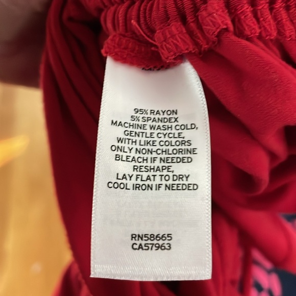 Melrose and Market red fitted dress - Picture 8 of 8